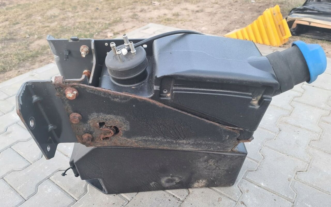 207667733 Volvo FL FE - Резервоар за AdBlue за Камион: снимка 2 207667733 Volvo FL FE - Резервоар за AdBlue за Камион: снимка 2