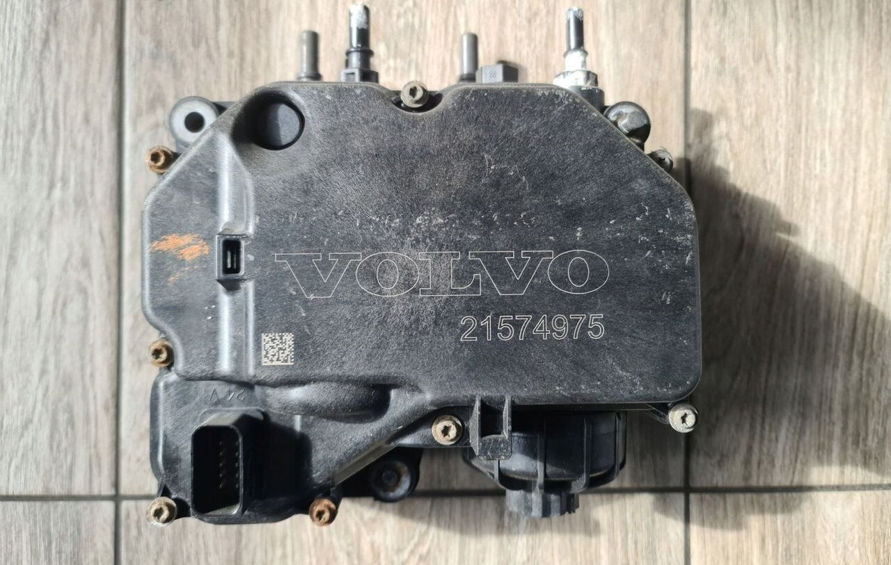 21574975 Volvo FH4 - Изпускателна система за Камион: снимка 3 21574975 Volvo FH4 - Изпускателна система за Камион: снимка 3