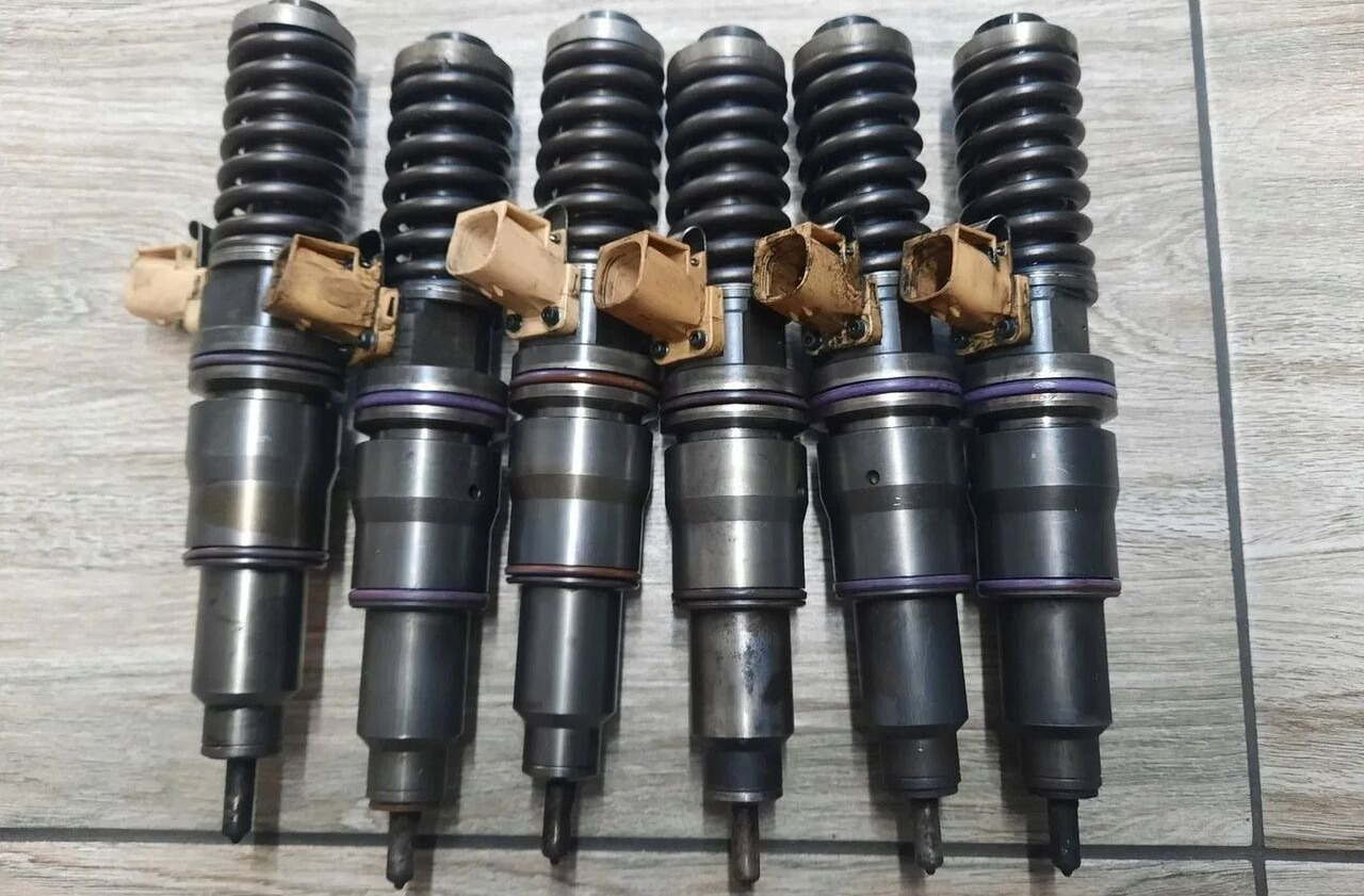 Delphi 20747797 Renault 11 truck - Горивна помпа за Камион: снимка 1 Delphi 20747797 Renault 11 truck - Горивна помпа за Камион: снимка 1
