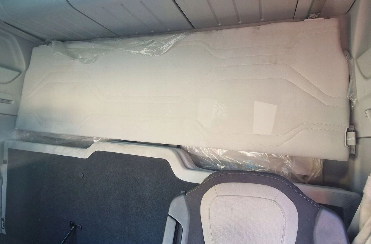 Ford F-MAX - Кабина и интериор за Камион: снимка 1 Ford F-MAX - Кабина и интериор за Камион: снимка 1