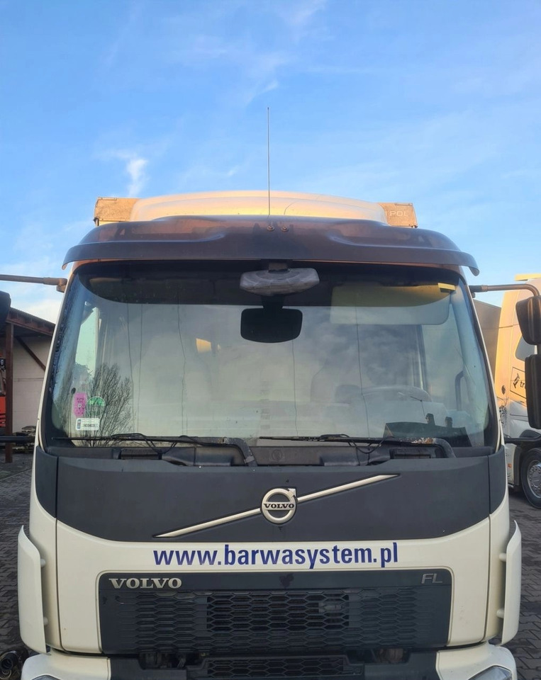 KABINA KOMPLETNA MANUAL VOLVO FL D5K EURO 6 - Кабина: снимка 4 KABINA KOMPLETNA MANUAL VOLVO FL D5K EURO 6 - Кабина: снимка 4