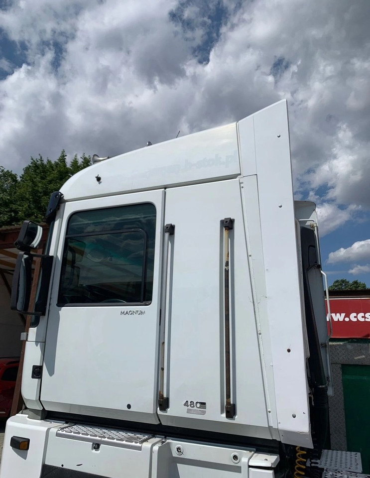 KOMPLETNA RENAULT MAGNUM DXI LFT VEGA RENAULT OE - Кабина: снимка 5 KOMPLETNA RENAULT MAGNUM DXI LFT VEGA RENAULT OE - Кабина: снимка 5