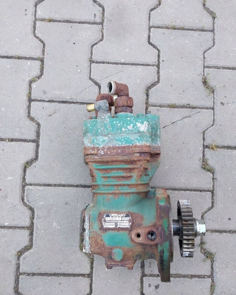 Knorr-Bremse 21931626 Renault D8K D5 - Компресор за Камион: снимка 2 Knorr-Bremse 21931626 Renault D8K D5 - Компресор за Камион: снимка 2