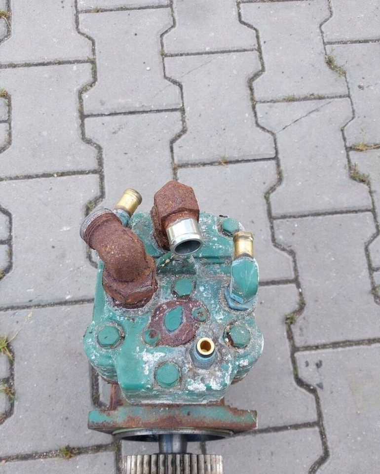 Knorr-Bremse 21931626 Renault D8K D5 - Компресор за Камион: снимка 1 Knorr-Bremse 21931626 Renault D8K D5 - Компресор за Камион: снимка 1