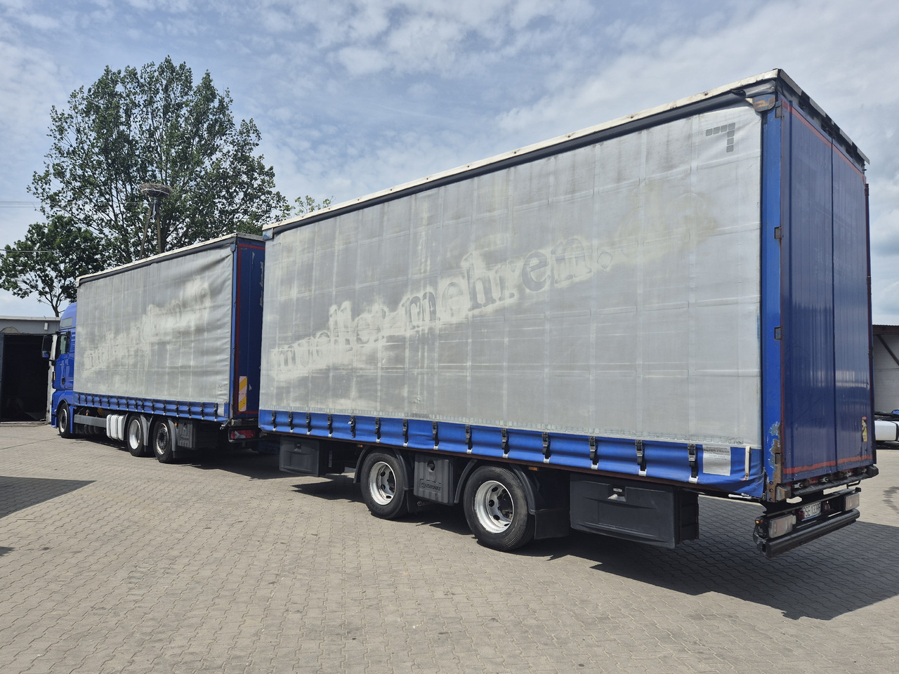 MAN tgx 24,500 - Камион с брезент: снимка 3 MAN tgx 24,500 - Камион с брезент: снимка 3