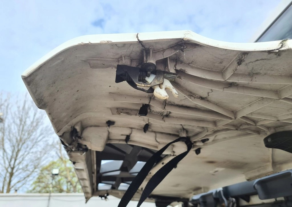 MASKA ATRAPA PRZÓD KABINY ORYGINAŁ RENAULT GAMA D WIDE EURO 6 SZEROKA 2M - Броня: снимка 3 MASKA ATRAPA PRZÓD KABINY ORYGINAŁ RENAULT GAMA D WIDE EURO 6 SZEROKA 2M - Броня: снимка 3