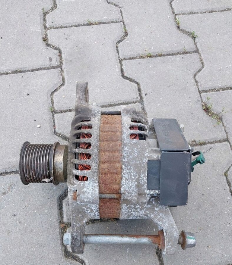 Mitsubishi ALTERNATOR VOLVO FL RENAULT GAMA D8K 110A EURO 6 21922755 - Алтернатор за Камион: снимка 1 Mitsubishi ALTERNATOR VOLVO FL RENAULT GAMA D8K 110A EURO 6 21922755 - Алтернатор за Камион: снимка 1