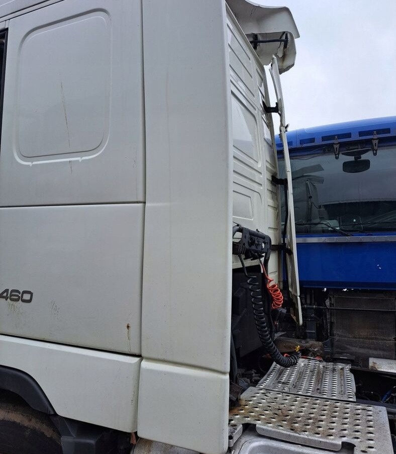 OWIEWKA LEWA SPOILER ZAKABINOWY VOLVO FH 12 13 - Аеродинамика/ Спойлер за Камион: снимка 3 OWIEWKA LEWA SPOILER ZAKABINOWY VOLVO FH 12 13 - Аеродинамика/ Спойлер за Камион: снимка 3