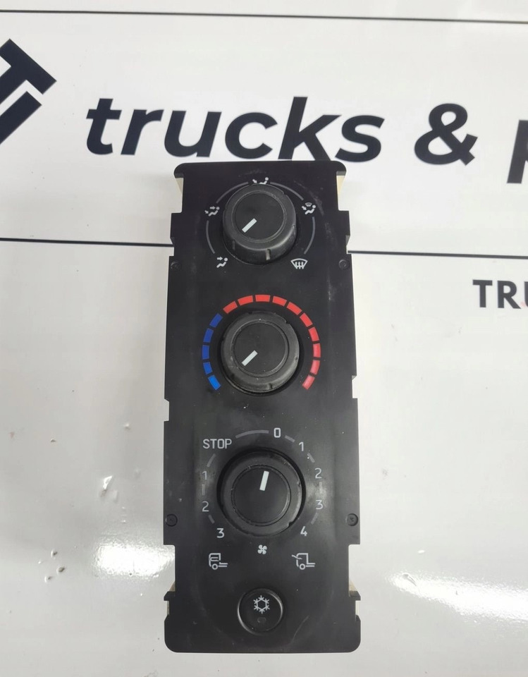 PANEL OGRZEWANIA KLIMATYZACJI NAWIEWU RENAULT DXI LIFT VOLVO FL FE LIFT - Отопление/ Вентилация: снимка 1 PANEL OGRZEWANIA KLIMATYZACJI NAWIEWU RENAULT DXI LIFT VOLVO FL FE LIFT - Отопление/ Вентилация: снимка 1