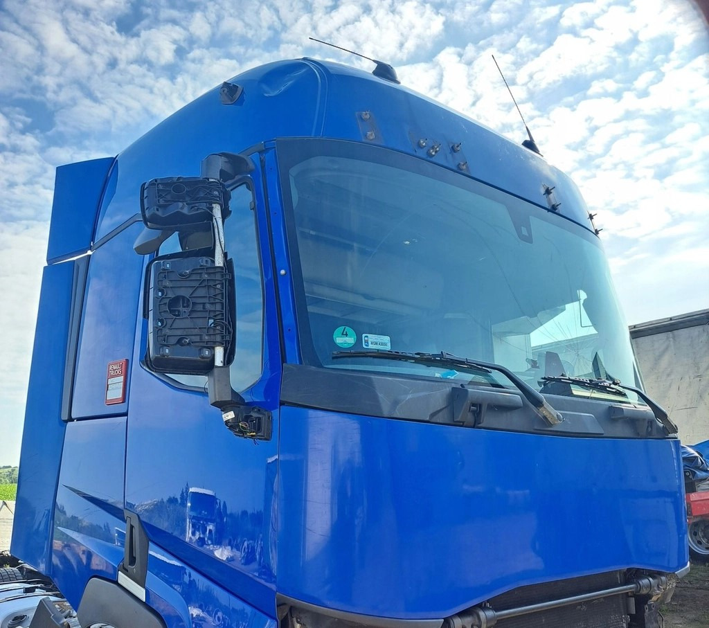 RENAULT KABINA KOMPLETNA RENAULT GAMA T RANGE EURO 6 - Кабина за Камион: снимка 4 RENAULT KABINA KOMPLETNA RENAULT GAMA T RANGE EURO 6 - Кабина за Камион: снимка 4