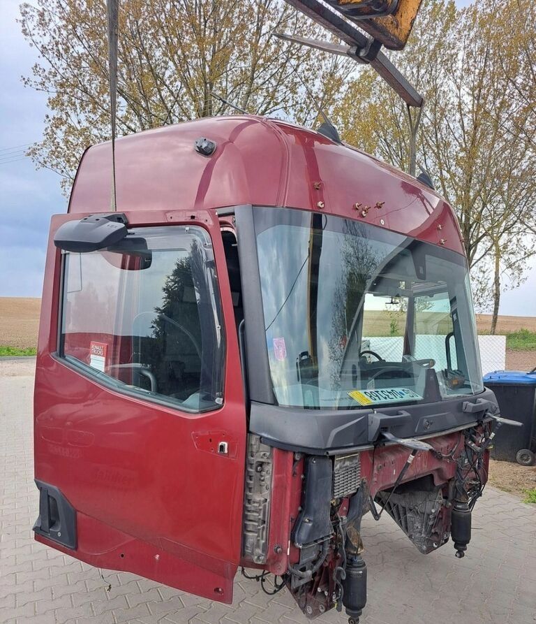 RENAULT KABINA KOMPLETNA RENAULT GAMA T RANGE WYSOKA HIGH - Кабина за Камион: снимка 2 RENAULT KABINA KOMPLETNA RENAULT GAMA T RANGE WYSOKA HIGH - Кабина за Камион: снимка 2