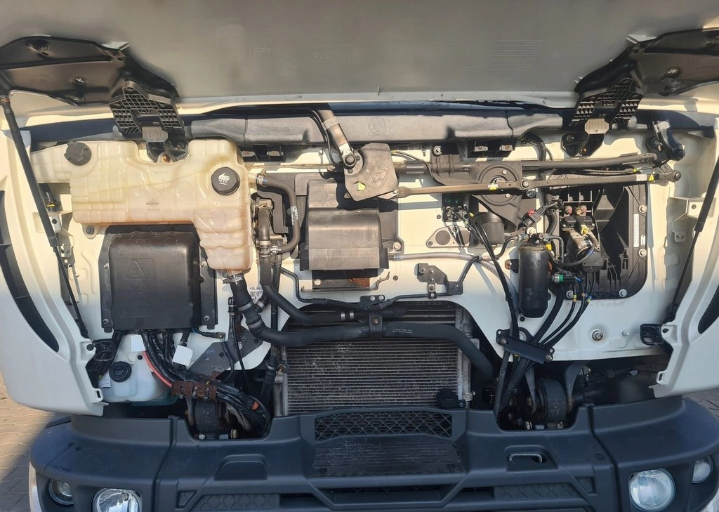 RENAULT KOMPLETNA RENAULT GAMA D 210 EURO 6 2020 ROK AUTOMAT - Кабина: снимка 3 RENAULT KOMPLETNA RENAULT GAMA D 210 EURO 6 2020 ROK AUTOMAT - Кабина: снимка 3