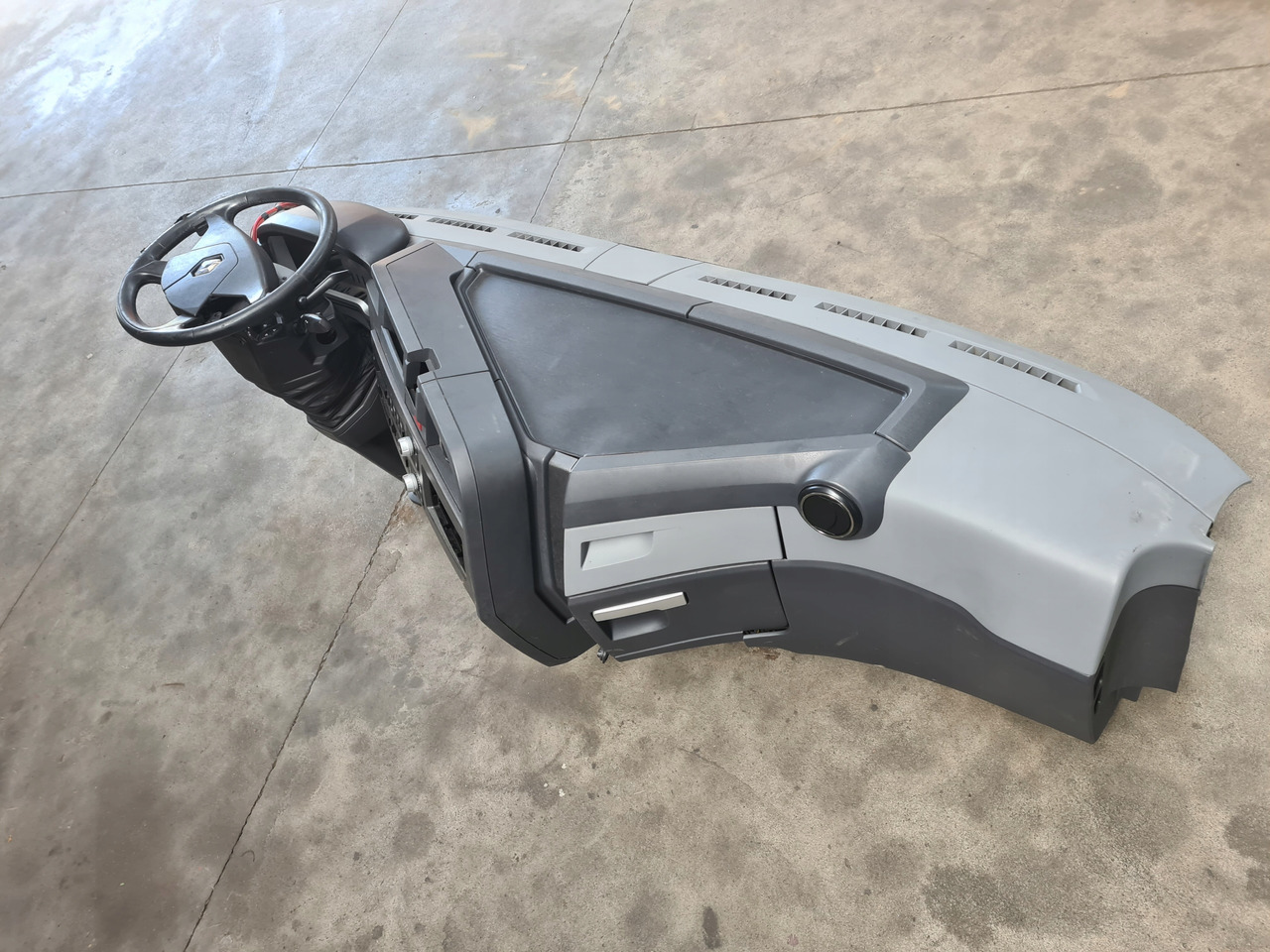 RENAULT KONSOLA KOMPLETNA KOKPIT DESKA ROZDZIELCZA PRZEKŁADKA ANGLIKA RENAULT GAMA T RANGE - Табло за Камион: снимка 5 RENAULT KONSOLA KOMPLETNA KOKPIT DESKA ROZDZIELCZA PRZEKŁADKA ANGLIKA RENAULT GAMA T RANGE - Табло за Камион: снимка 5