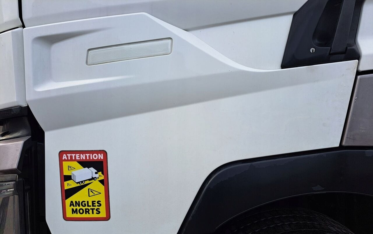 Renault GAMA T RANGE HIGH - Врата и части за Камион: снимка 2 Renault GAMA T RANGE HIGH - Врата и части за Камион: снимка 2