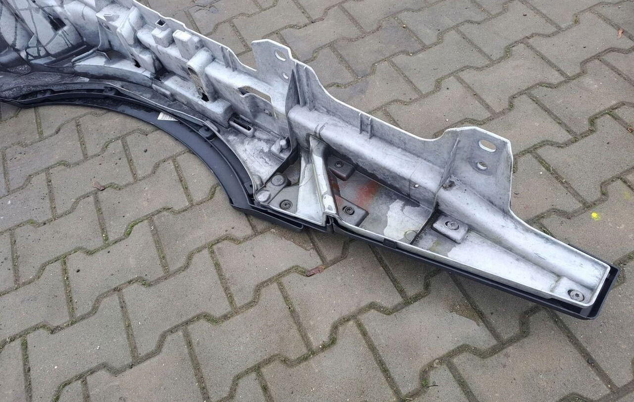 Renault STOPNICA GÓRNA STOPIEŃ PRAWY RENAULT GAMA T RANGE - Cтъпало за Камион: снимка 3 Renault STOPNICA GÓRNA STOPIEŃ PRAWY RENAULT GAMA T RANGE - Cтъпало за Камион: снимка 3