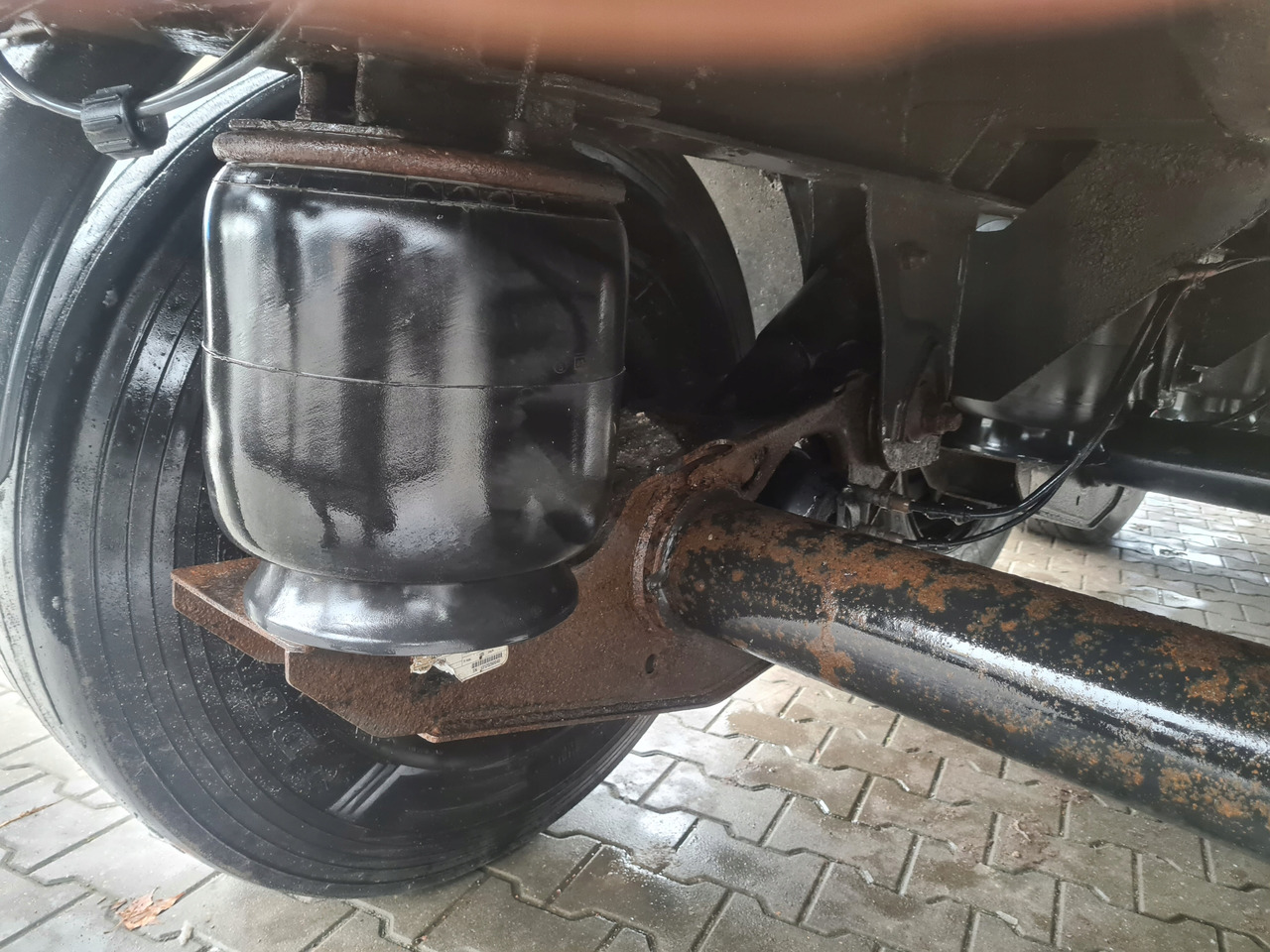 SAF OŚ NACZEPA WYWROTKA CYSTERNA TARCZE INTRAX KOMPLETNA SAF B9-22S SBS2243-10 - Задна ос за Ремарке: снимка 4 SAF OŚ NACZEPA WYWROTKA CYSTERNA TARCZE INTRAX KOMPLETNA SAF B9-22S SBS2243-10 - Задна ос за Ремарке: снимка 4