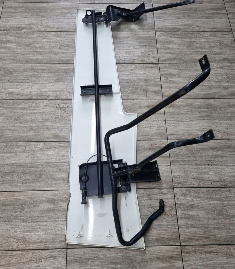 SPOILER OWIEWKA LEWA STELAŻ MOCOWANIE KABINY RENAULT RANGE GAMA - Аеродинамика/ Спойлер за Камион: снимка 3 SPOILER OWIEWKA LEWA STELAŻ MOCOWANIE KABINY RENAULT RANGE GAMA - Аеродинамика/ Спойлер за Камион: снимка 3