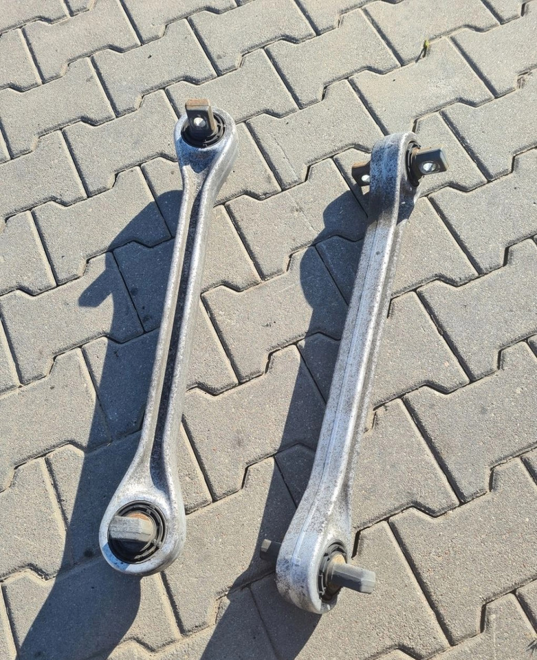 VOLVO DRĄŻEK REAKCYJNY STABILIZACYJNY VOLVO FH 4 FM 4 FH 5 FM 5 ORYGINAŁ 22455603 - Стабилизираща щанга за Камион: снимка 3 VOLVO DRĄŻEK REAKCYJNY STABILIZACYJNY VOLVO FH 4 FM 4 FH 5 FM 5 ORYGINAŁ 22455603 - Стабилизираща щанга за Камион: снимка 3