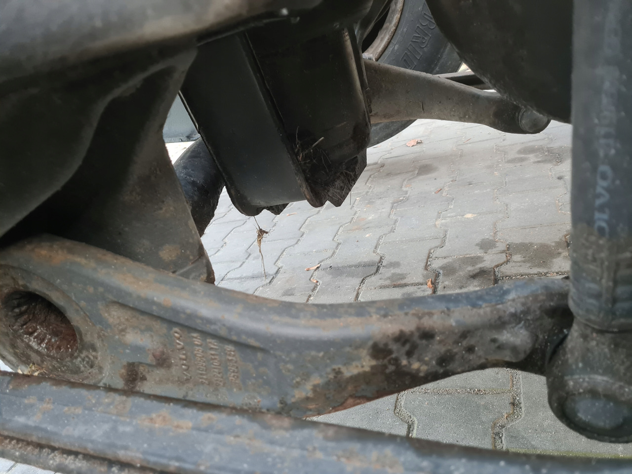 VOLVO DRĄŻEK STABILIZATOR TYŁ VOLVO FH 4 FM 4 FMX FH 5 FM 5 6x2 6x4 65MM - Стабилизираща щанга за Камион: снимка 3 VOLVO DRĄŻEK STABILIZATOR TYŁ VOLVO FH 4 FM 4 FMX FH 5 FM 5 6x2 6x4 65MM - Стабилизираща щанга за Камион: снимка 3