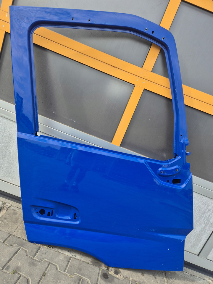 VOLVO DRZWI GOŁE PRAWE VOLVO FM 5 FMX 5 - Врата и части за Камион: снимка 1 VOLVO DRZWI GOŁE PRAWE VOLVO FM 5 FMX 5 - Врата и части за Камион: снимка 1