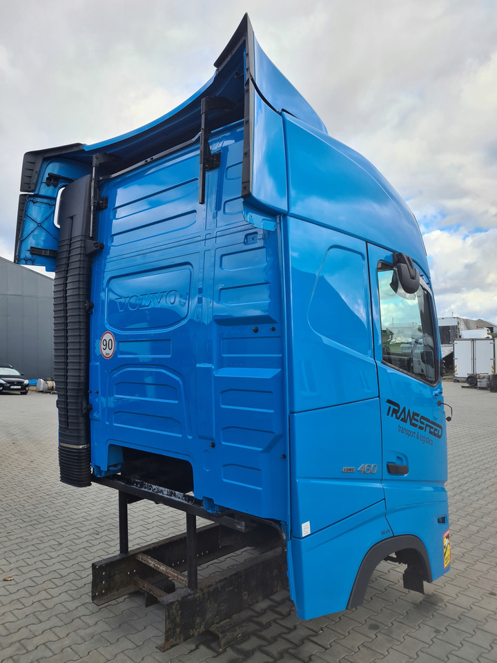 VOLVO KABINA KOMPLETNA VOLVO FH 5 EURO 6 I-SAVE GLOBETROTTER - Кабина за Камион с брезент: снимка 3 VOLVO KABINA KOMPLETNA VOLVO FH 5 EURO 6 I-SAVE GLOBETROTTER - Кабина за Камион с брезент: снимка 3