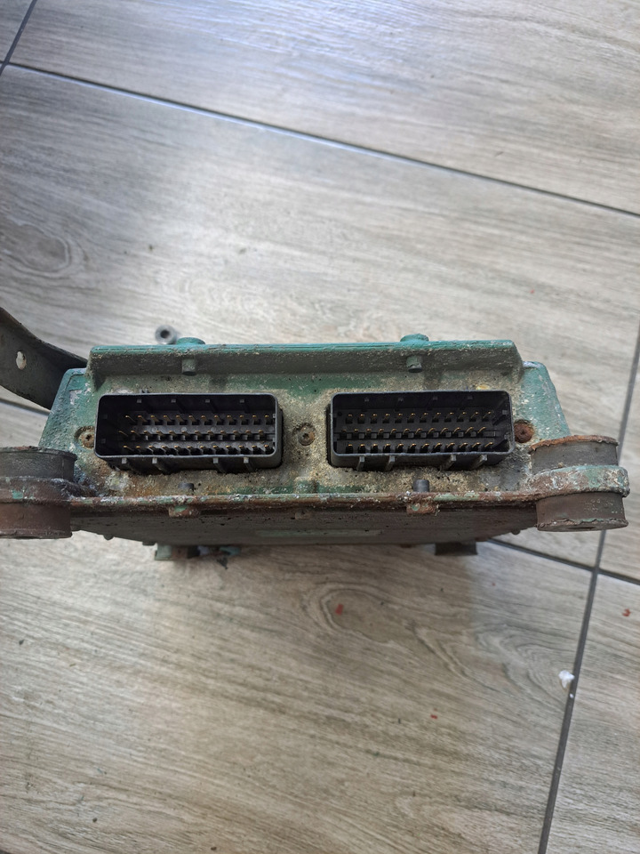 VOLVO KASETA KOMPUTER SILNIKA VOLVO FL 6 00-06 D6B 220 - Блок за управление за Камион: снимка 3 VOLVO KASETA KOMPUTER SILNIKA VOLVO FL 6 00-06 D6B 220 - Блок за управление за Камион: снимка 3