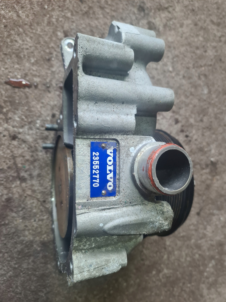 VOLVO Pompa wody płynu koło pasowe Volvo FL D8K Renault gama D - Помпа за охлаждаща течност за Камион: снимка 3 VOLVO Pompa wody płynu koło pasowe Volvo FL D8K Renault gama D - Помпа за охлаждаща течност за Камион: снимка 3