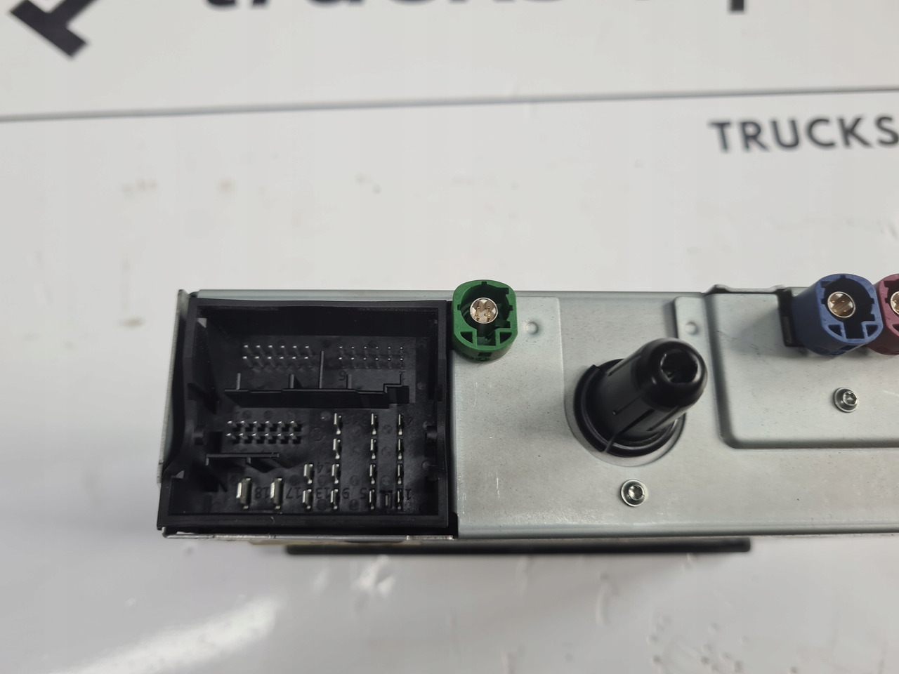 VOLVO RADIO MODUŁ SEM RADIA WIFI BLUETOOTH VOLVO FH 4 FM 4 FH 5 FM 5 FMX - Кабина и интериор за Камион: снимка 4 VOLVO RADIO MODUŁ SEM RADIA WIFI BLUETOOTH VOLVO FH 4 FM 4 FH 5 FM 5 FMX - Кабина и интериор за Камион: снимка 4