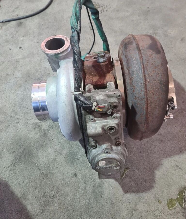 VOLVO TURBINA TURBOSPRĘŻARKA FH 16 D16K 750 EURO 6 3789660 HW-3789663 - Турбина за Камион: снимка 4 VOLVO TURBINA TURBOSPRĘŻARKA FH 16 D16K 750 EURO 6 3789660 HW-3789663 - Турбина за Камион: снимка 4