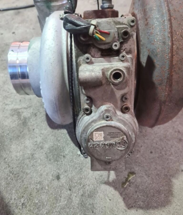 VOLVO TURBINA TURBOSPRĘŻARKA FH 16 D16K 750 EURO 6 3789660 HW-3789663 - Турбина за Камион: снимка 3 VOLVO TURBINA TURBOSPRĘŻARKA FH 16 D16K 750 EURO 6 3789660 HW-3789663 - Турбина за Камион: снимка 3