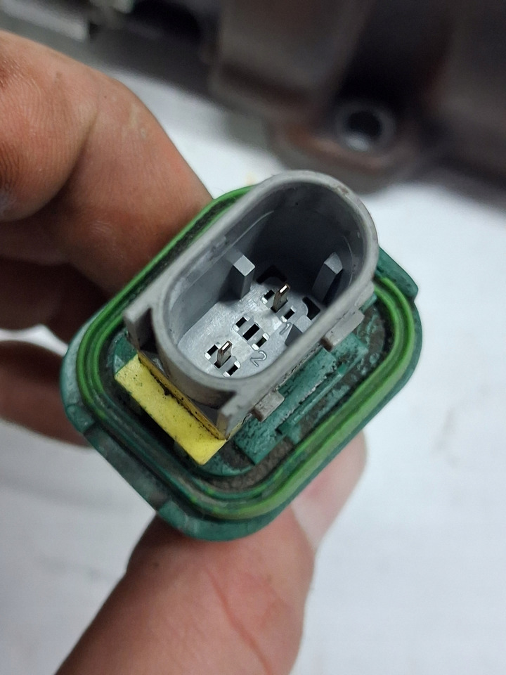 VOLVO ZAWÓR EGR RENAULT GAMA T VOLVO FH FM 4 5 23793581 - Двигател и части за Камион: снимка 5 VOLVO ZAWÓR EGR RENAULT GAMA T VOLVO FH FM 4 5 23793581 - Двигател и части за Камион: снимка 5