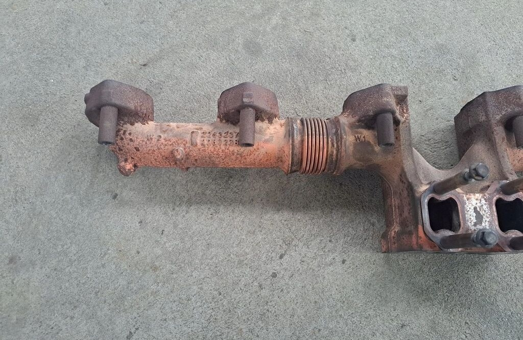 Volvo FH 4 FM 4 FH 5 FM 5 D13K I-SAVE Volvo - Изпускателен колектор за Камион: снимка 3 Volvo FH 4 FM 4 FH 5 FM 5 D13K I-SAVE Volvo - Изпускателен колектор за Камион: снимка 3