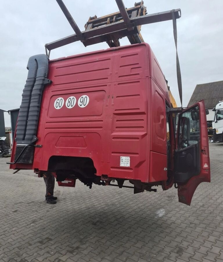 Volvo FM 9 13 LIFT EURO 5 AUTOMAT Volvo VOLVO FM 9 13 LIFT EURO 5 AUTOMAT - Кабина за Камион: снимка 3 Volvo FM 9 13 LIFT EURO 5 AUTOMAT Volvo VOLVO FM 9 13 LIFT EURO 5 AUTOMAT - Кабина за Камион: снимка 3