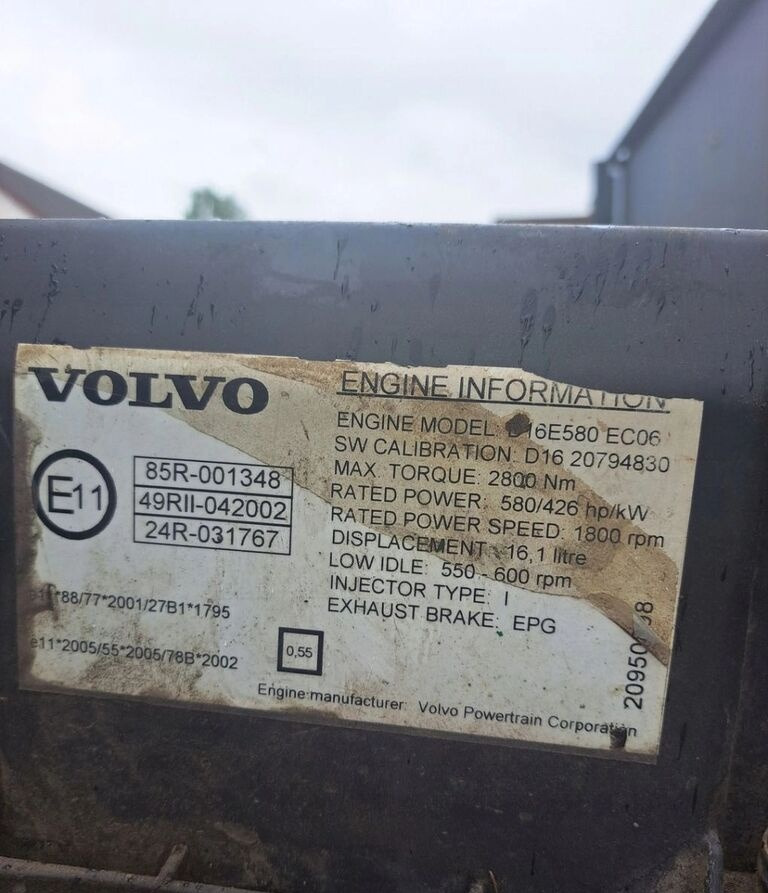 Volvo GŁOWICA SILNIKA FH 16 D16E Volvo - Глава на блока за Камион: снимка 2 Volvo GŁOWICA SILNIKA FH 16 D16E Volvo - Глава на блока за Камион: снимка 2