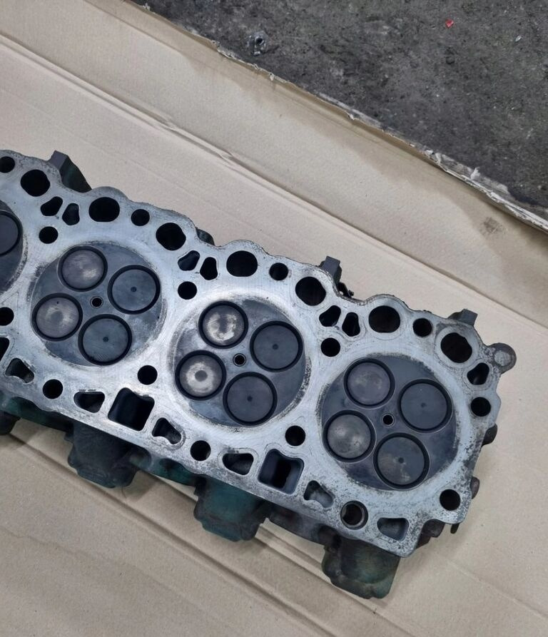 Volvo GŁOWICA SILNIKA FL FE D7E D7F RENAULT MIDLUM PREMIUM DXI 7 EURO Deutz Volvo - Глава на блока за Камион: снимка 2 Volvo GŁOWICA SILNIKA FL FE D7E D7F RENAULT MIDLUM PREMIUM DXI 7 EURO Deutz Volvo - Глава на блока за Камион: снимка 2