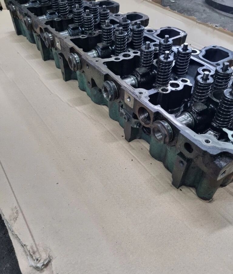 Volvo GŁOWICA SILNIKA FL FE D7E D7F RENAULT MIDLUM PREMIUM DXI 7 EURO Deutz Volvo - Глава на блока за Камион: снимка 5 Volvo GŁOWICA SILNIKA FL FE D7E D7F RENAULT MIDLUM PREMIUM DXI 7 EURO Deutz Volvo - Глава на блока за Камион: снимка 5