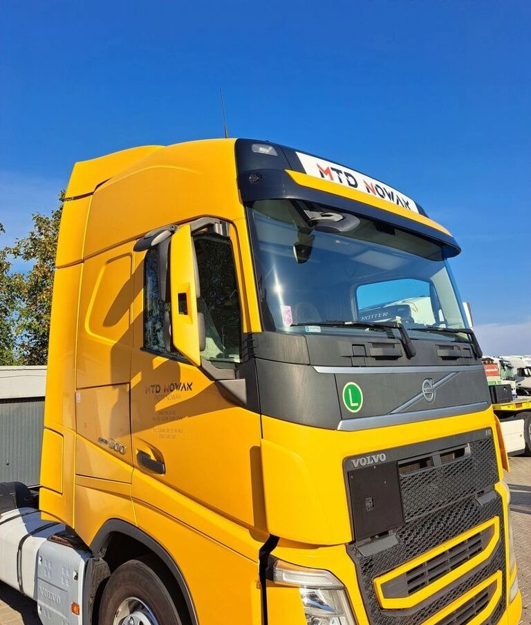 Volvo KOMPLETNA FH 4 EURO 6 GLOBETROTTER Volvo VOLVO, FH, 4, EURO, 6 - Кабина за Камион: снимка 4 Volvo KOMPLETNA FH 4 EURO 6 GLOBETROTTER Volvo VOLVO, FH, 4, EURO, 6 - Кабина за Камион: снимка 4