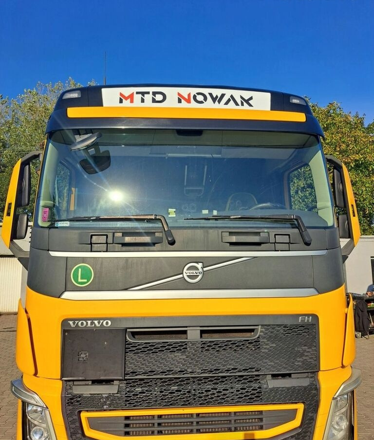 Volvo KOMPLETNA FH 4 EURO 6 GLOBETROTTER Volvo VOLVO, FH, 4, EURO, 6 - Кабина за Камион: снимка 3 Volvo KOMPLETNA FH 4 EURO 6 GLOBETROTTER Volvo VOLVO, FH, 4, EURO, 6 - Кабина за Камион: снимка 3