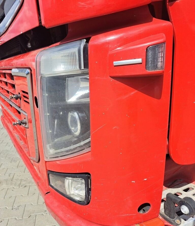 Volvo LAMPA XENON OKULAR LEWY KOMPLET FH FM 9 13 16 LIFT Volvo VOLVO FH FM 9 13 16 LIFT - Преден фар за Камион: снимка 2 Volvo LAMPA XENON OKULAR LEWY KOMPLET FH FM 9 13 16 LIFT Volvo VOLVO FH FM 9 13 16 LIFT - Преден фар за Камион: снимка 2