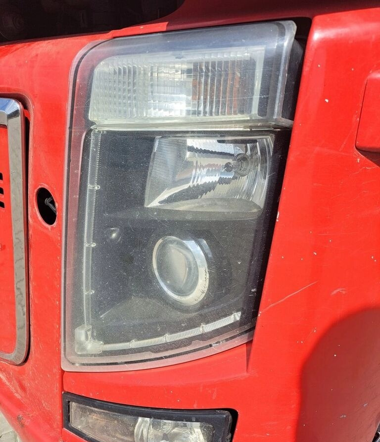 Volvo LAMPA XENON OKULAR LEWY KOMPLET FH FM 9 13 16 LIFT Volvo VOLVO FH FM 9 13 16 LIFT - Преден фар за Камион: снимка 4 Volvo LAMPA XENON OKULAR LEWY KOMPLET FH FM 9 13 16 LIFT Volvo VOLVO FH FM 9 13 16 LIFT - Преден фар за Камион: снимка 4
