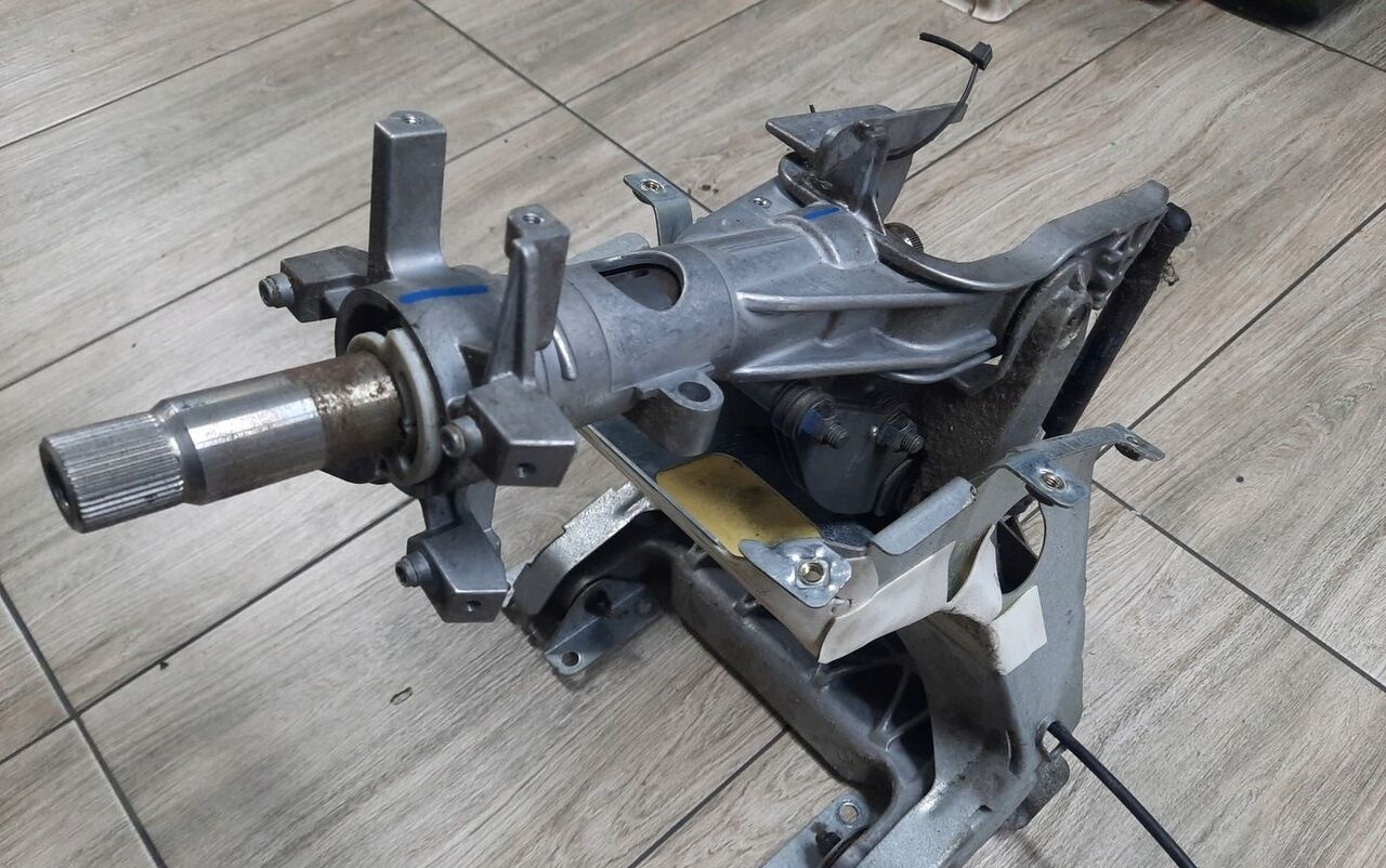 Volvo MECHANIZM REGULACJI KIEROWNICY VOLVO FH FM 20575169 - Окачване за Камион: снимка 4 Volvo MECHANIZM REGULACJI KIEROWNICY VOLVO FH FM 20575169 - Окачване за Камион: снимка 4