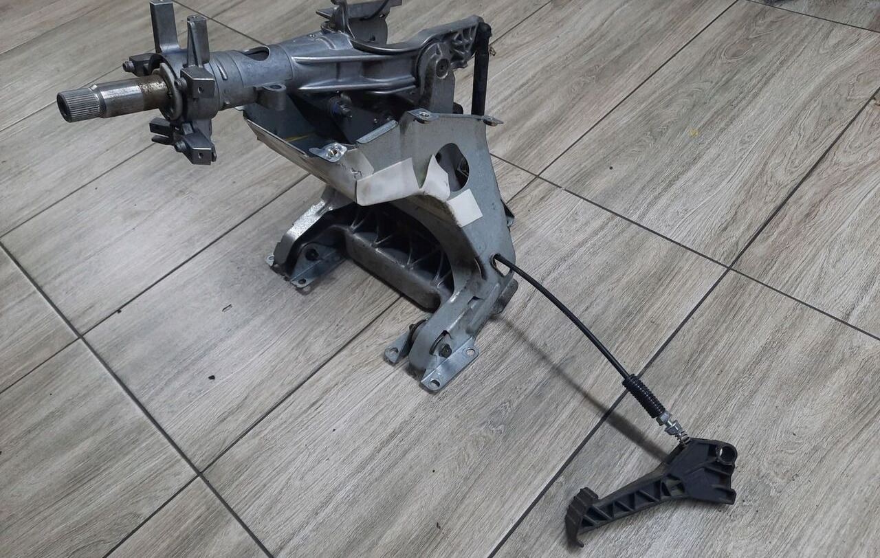 Volvo MECHANIZM REGULACJI KIEROWNICY VOLVO FH FM 20575169 - Окачване за Камион: снимка 1 Volvo MECHANIZM REGULACJI KIEROWNICY VOLVO FH FM 20575169 - Окачване за Камион: снимка 1