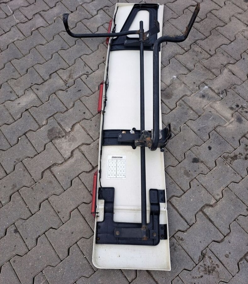 Volvo OWIEWKA LEWA SPOILER ZAKABINOWY VOLVO FH 12 13 - Аеродинамика/ Спойлер за Камион: снимка 5 Volvo OWIEWKA LEWA SPOILER ZAKABINOWY VOLVO FH 12 13 - Аеродинамика/ Спойлер за Камион: снимка 5
