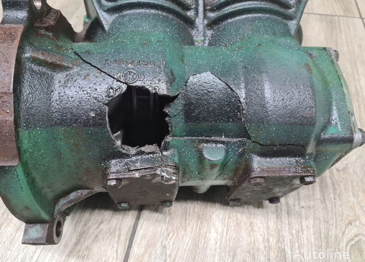 Volvo SPRĘŻARKA KOMPRESOR POWIETRZA FH 4 FH 16 EURO 6 22083113 Volvo VOLVO FH 4 FH 16 EURO 6 22083113 - Компресор климатик за Камион: снимка 4 Volvo SPRĘŻARKA KOMPRESOR POWIETRZA FH 4 FH 16 EURO 6 22083113 Volvo VOLVO FH 4 FH 16 EURO 6 22083113 - Компресор климатик за Камион: снимка 4
