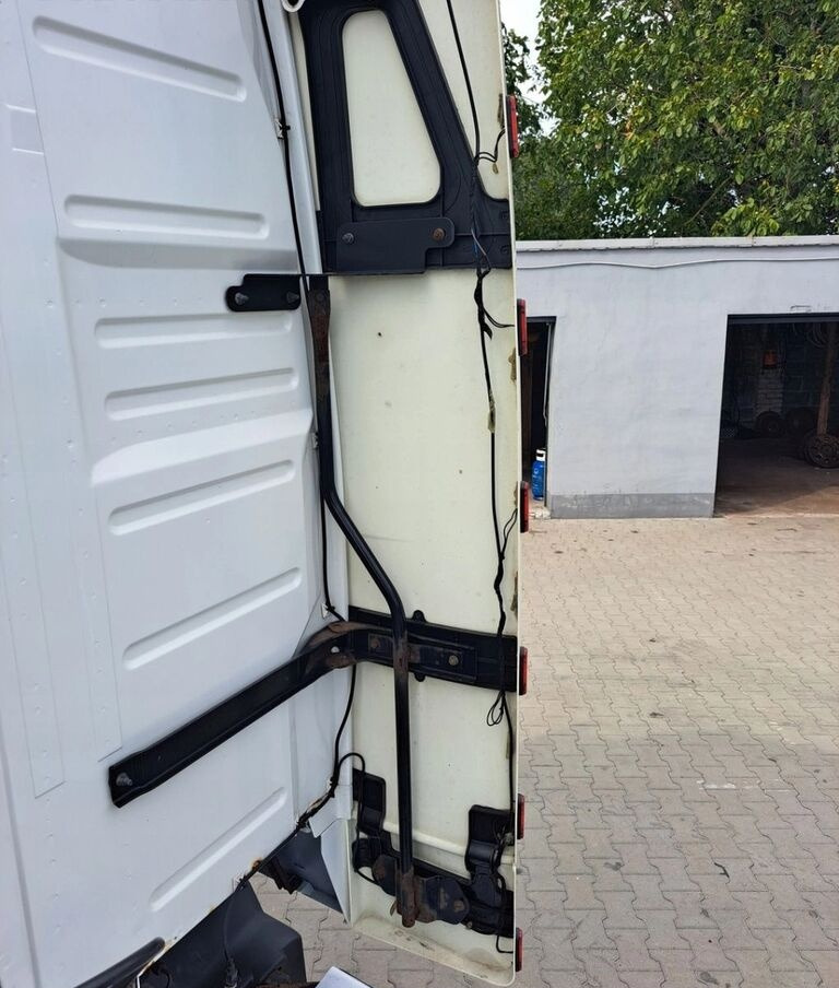 Volvo Y OWIEWKI KABINY KOMPLET FH 12 13 XL ORYGINAŁ Volvo - Аеродинамика/ Спойлер за Камион: снимка 1 Volvo Y OWIEWKI KABINY KOMPLET FH 12 13 XL ORYGINAŁ Volvo - Аеродинамика/ Спойлер за Камион: снимка 1