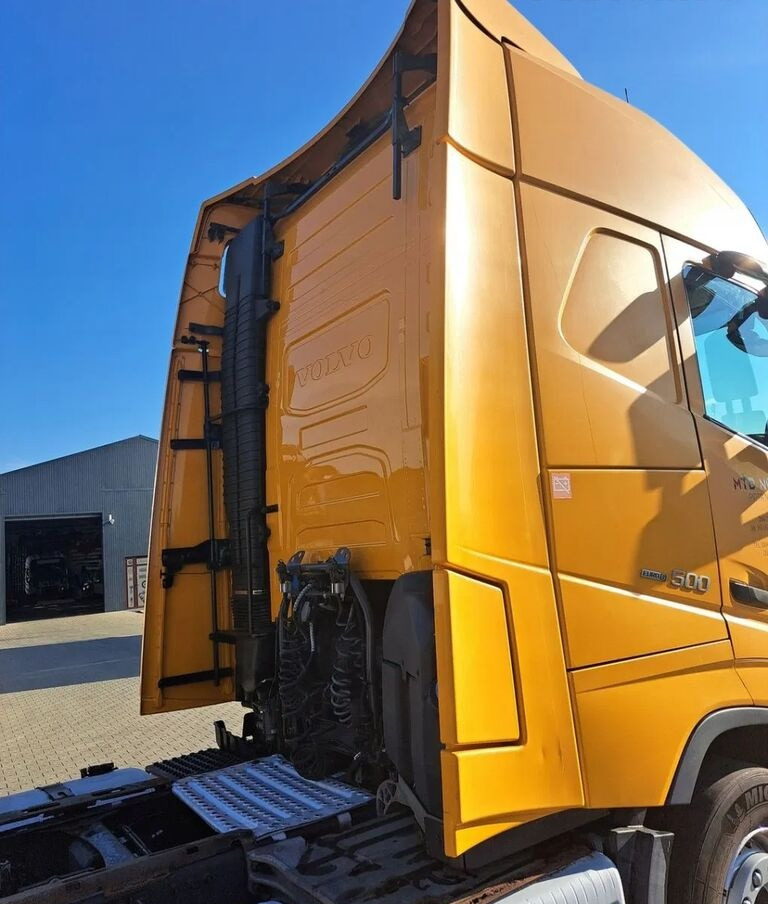 Volvo Y OWIEWKI KABINY KOMPLET FH 4 EURO 6 GLOBETROTTER Volvo FH4 Euro 6 Globetrotter - Аеродинамика/ Спойлер за Камион: снимка 1 Volvo Y OWIEWKI KABINY KOMPLET FH 4 EURO 6 GLOBETROTTER Volvo FH4 Euro 6 Globetrotter - Аеродинамика/ Спойлер за Камион: снимка 1