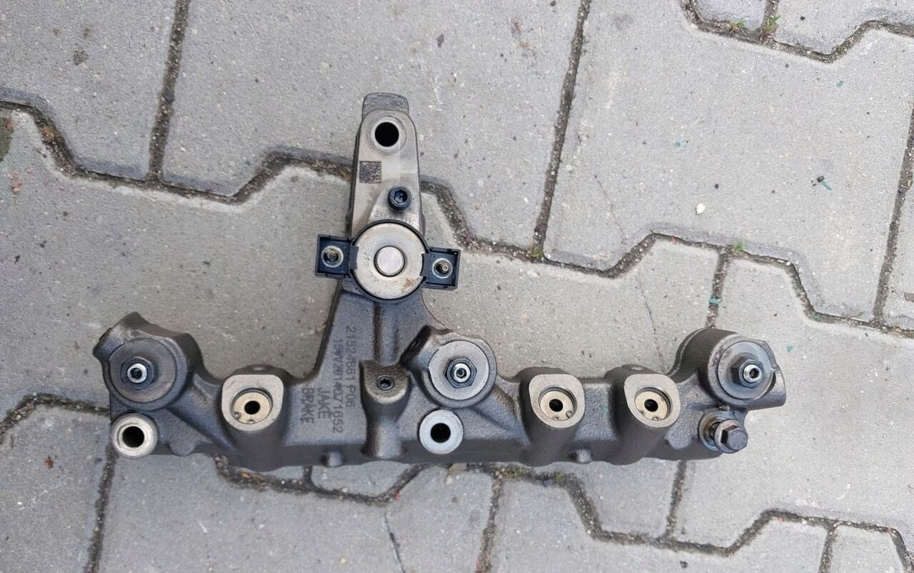 Volvo ZAWÓR HAMULEC SILNIKA FL RENAULT GAMA D8K D5 21524861 - Двигател и части за Камион: снимка 2 Volvo ZAWÓR HAMULEC SILNIKA FL RENAULT GAMA D8K D5 21524861 - Двигател и части за Камион: снимка 2