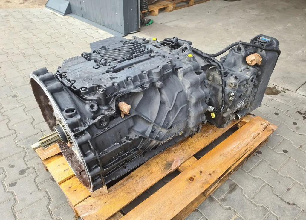 ZF TRAXON 12TX2621 Z RETARDEREM TD JC46 7K481BAB 2022 ROK - Скоростна кутия: снимка 1 ZF TRAXON 12TX2621 Z RETARDEREM TD JC46 7K481BAB 2022 ROK - Скоростна кутия: снимка 1