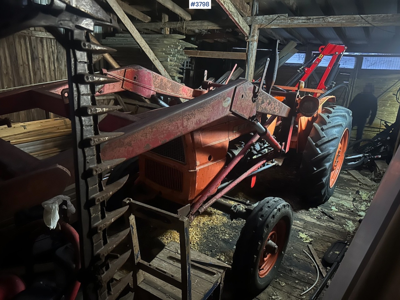 1900 Fiat 415 tractor w/ front loader and Wee edge mower - Трактор: снимка 1 1900 Fiat 415 tractor w/ front loader and Wee edge mower - Трактор: снимка 1
