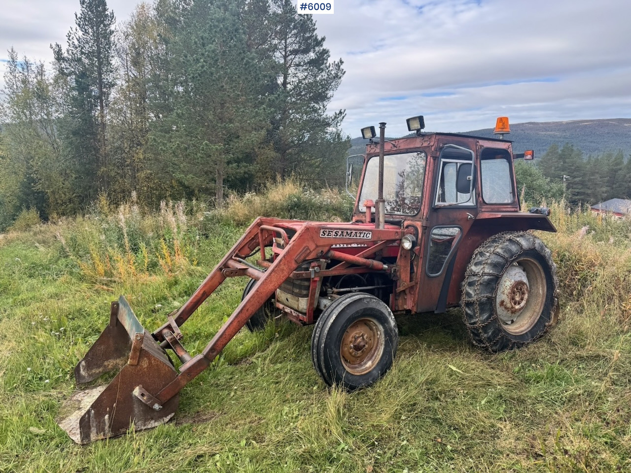 1971 Massey-Ferguson 135 incl. front loader, bucket, rear scraper, and log splitter/firewood machine - Трактор: снимка 3 1971 Massey-Ferguson 135 incl. front loader, bucket, rear scraper, and log splitter/firewood machine - Трактор: снимка 3